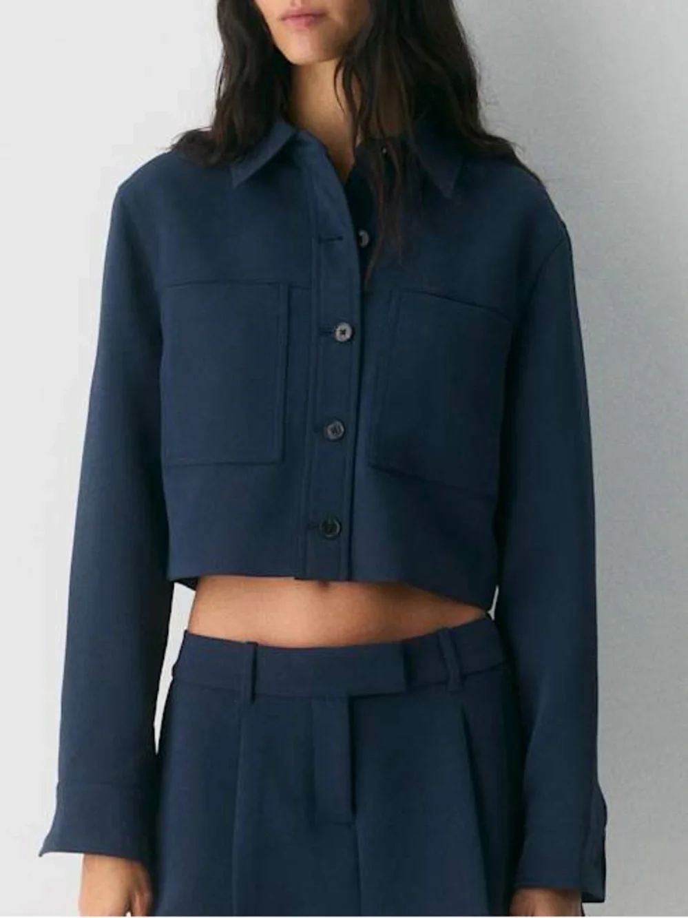 PRICE DROP Aritzia Navy Tailored Cropped Jacket Small - Picture 1 of 6